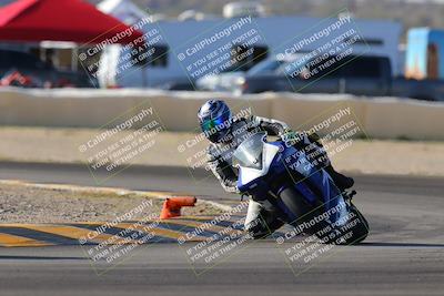 media/Dec-18-2022-SoCal Trackdays (Sun) [[8099a50955]]/Turn 2 (950am)/